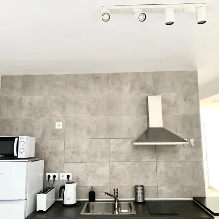 Apartment Easy House *