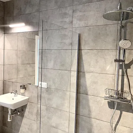 Easy House Apartamento *