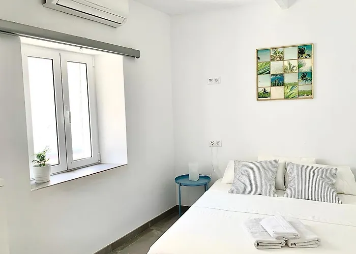 Apartment Easy House